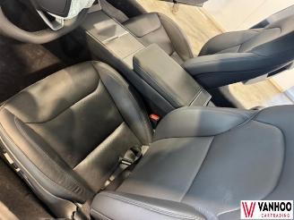 Tesla Model 3  picture 15