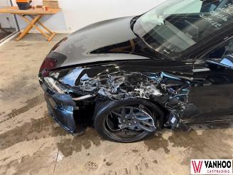 Tesla Model 3  picture 2