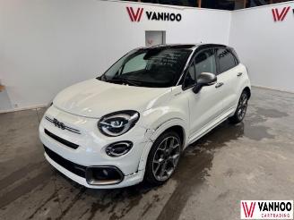 krockskadad bil auto Fiat 500X  2023/2