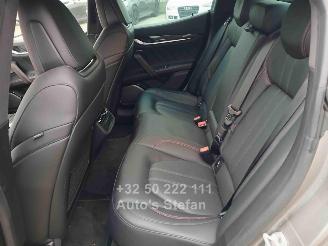 Maserati Ghibli GRANSPORT picture 9