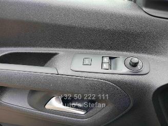 Peugeot Partner PREMIUM picture 16