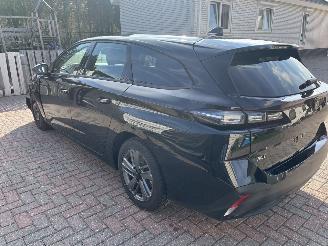 Peugeot 308 308 PureTech 130 EAT8 picture 2