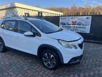 Peugeot 2008 1,2 PURE-TECH AUTOMATIC picture 7