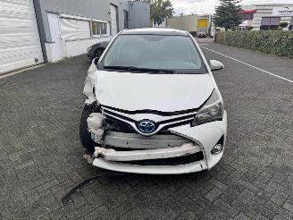 Toyota Yaris 1.5 hybrid dynamic picture 2