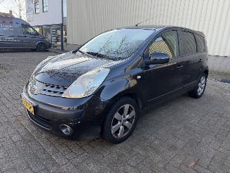 krockskadad bil auto Nissan Note 1.6 First Note Airco 2006/8