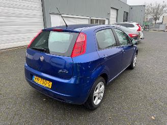 Fiat Grande Punto 1.4 Active picture 3