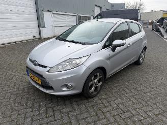 Schadeauto Ford Fiesta 1.4 Titanium 2009/6