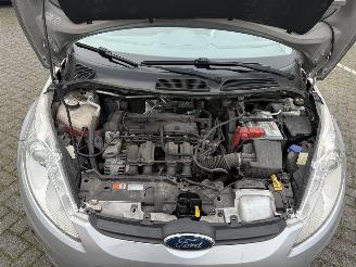 Ford Fiesta 1.4 Titanium picture 14