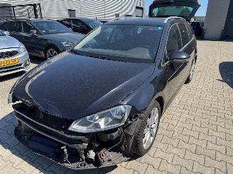 uszkodzony samochody osobowe Volkswagen Golf 1.2 TSI Business Edition 2014/12