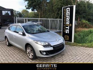 demontáž osobní automobily Renault Mégane Megane III Grandtour (KZ), Combi 5-drs, 2008 / 2016 1.5 dCi 110 2012/10