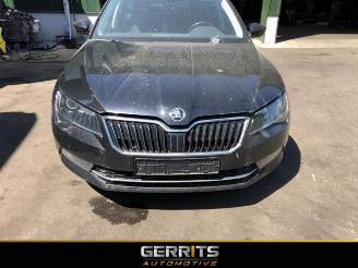 demontáž osobní automobily Skoda Superb Superb Combi (3V5), Combi, 2015 / 2024 1.6 TDI 2015/12
