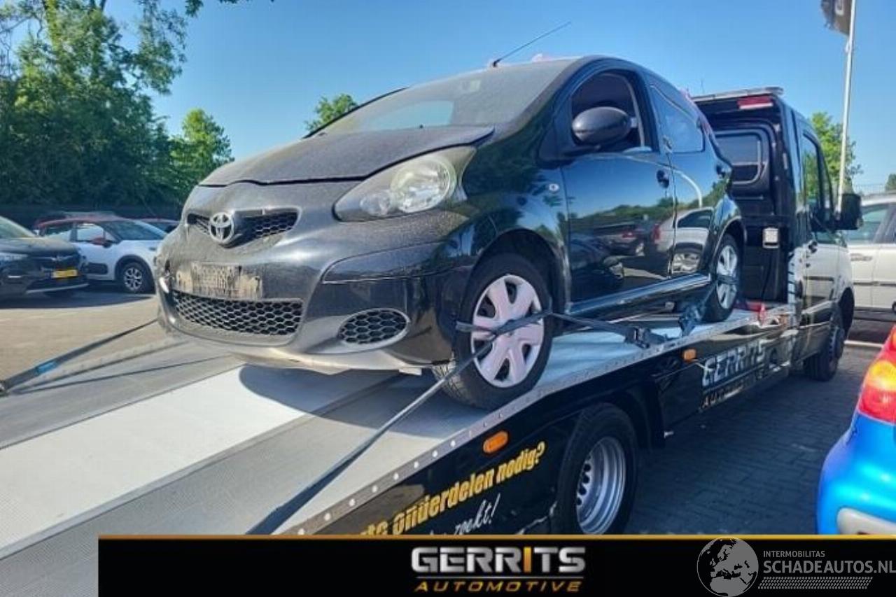 Toyota Aygo Aygo (B10), Hatchback, 2005 / 2014 1.0 12V VVT-i