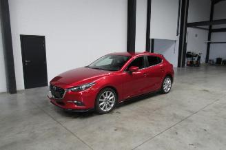 Vaurioauto  passenger cars Mazda 3 SEDAN 2018/4