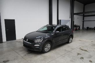 škoda osobní automobily Volkswagen T-Roc SUV 2019/4