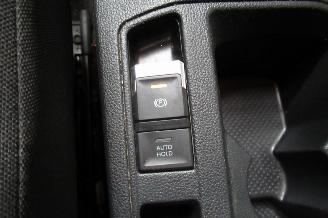 Volkswagen T-Roc SUV picture 33