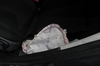 Volkswagen T-Roc SUV picture 21