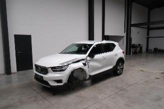 Unfallwagen Volvo XC40 MOMENTUM 2022/1