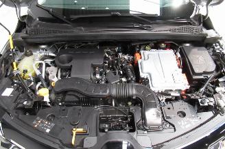 Renault Captur INITIALE picture 18