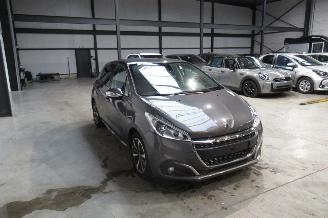 Peugeot 208 ALLURE PACK picture 6