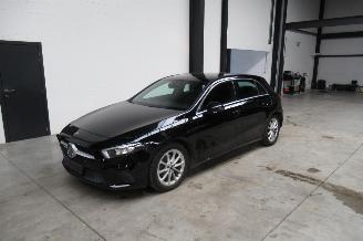 Damaged car Mercedes A-klasse SEDAN 2019/11