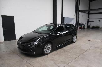 Damaged car Toyota Corolla BREAK 2023/8