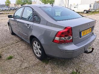 Volvo S-40 2.4i Elite picture 4