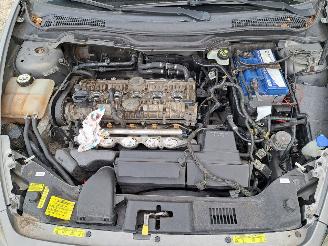 Volvo S-40 2.4i Elite picture 11