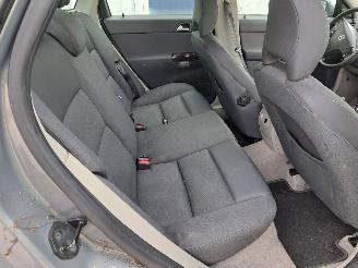 Volvo S-40 2.4i Elite picture 9