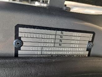 Volvo S-40 2.4i Elite picture 10