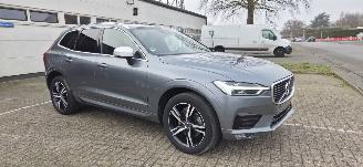 Unfallwagen Volvo Xc-60 2.0L Benzine R Design*AWD*LED*Leren bekleding*Camera*Sound*Digitaal* 2018/6