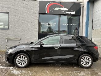 skadebil auto Audi A3 AUDI A3 2.0D DSG 2021 2021/8