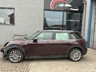Unfallwagen Mini Clubman Clubman Mini Clubman Cooper D 2.0d automaat 2016 2016/3