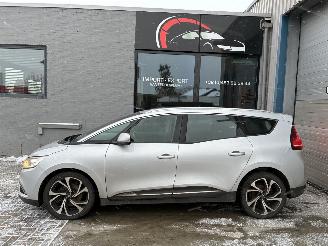 krockskadad bil auto Renault Grand-scenic RENAULT SCENIC 1.5D 2018 7 ZIT 2018/6
