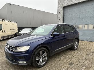uszkodzony samochody osobowe Volkswagen Tiguan VW TIGUAN 2.0TDI 2017 2017/1