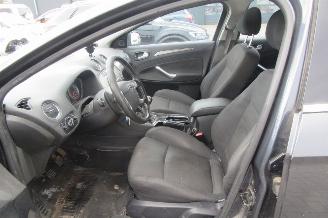 Ford Mondeo 2.0-16V Limited picture 8