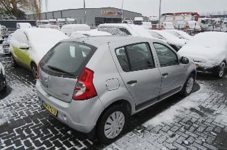 Dacia Sandero 1.6 Ambiance picture 3