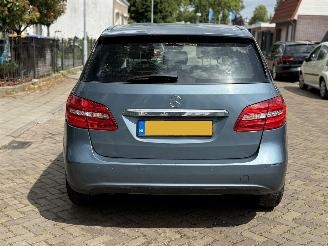 Mercedes B-klasse B180 NAP NL AUTO picture 6