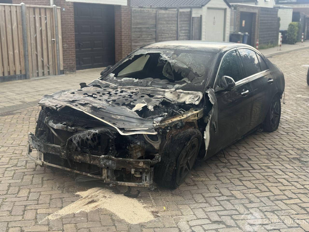 Mercedes C-klasse C300 AMG PANO