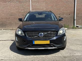 Volvo Xc-60 2.0 D3 FWD AUTOMAAT picture 2