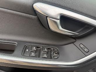 Volvo S-60 2.0 D3 picture 16