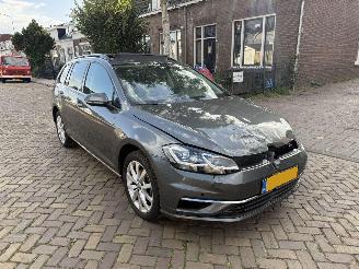 Volkswagen Golf 1.5 TSI Pano AUTOMAAT picture 4
