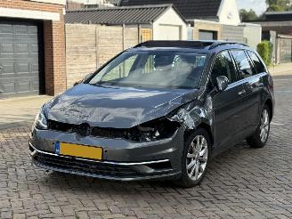 Volkswagen Golf 1.5 TSI Pano AUTOMAAT picture 2