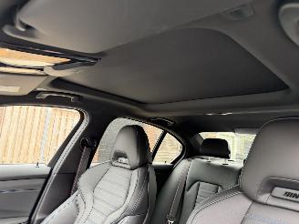 BMW 3-serie 330e M PAKKET X-Drive picture 26