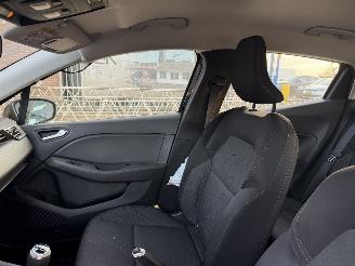 Renault Clio 1.0 Tce Zen picture 17