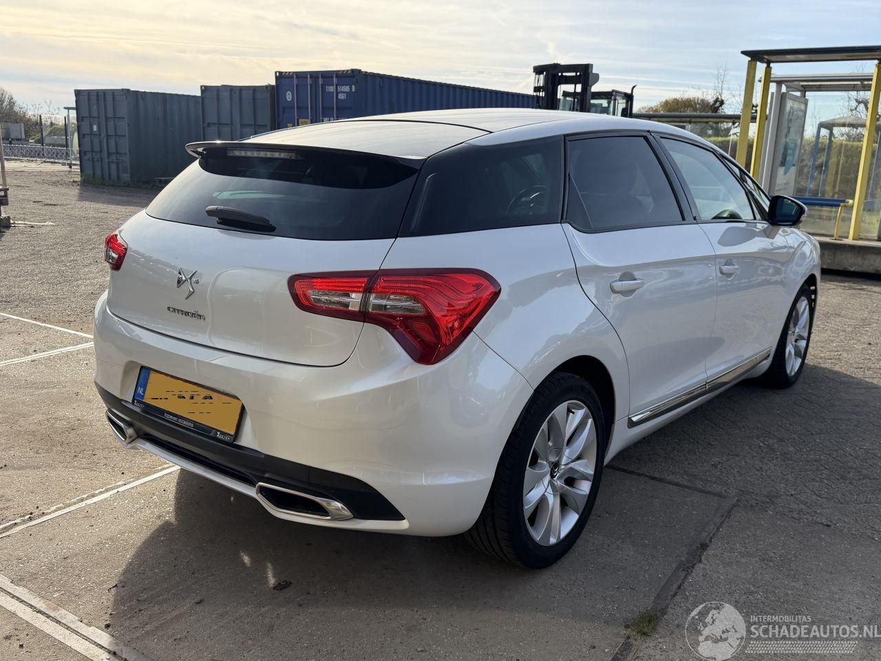 Citroën DS5 1.6 e-HDI