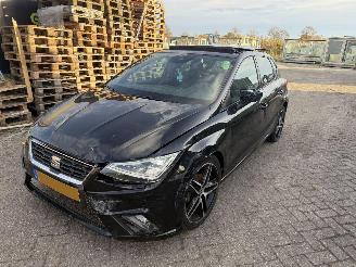 Auto incidentate Seat Ibiza 1.0 TSI AUTOMAAT PANO! 2021/1