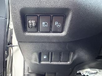 Toyota C-HR 1.8 Hybride picture 16