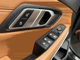 BMW 3-serie 330e M PAKKET DAK BTW! picture 14