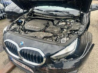 BMW 1-serie 1.5 116D picture 18