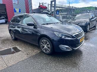 Peugeot 308 1.2 ALLURE picture 3